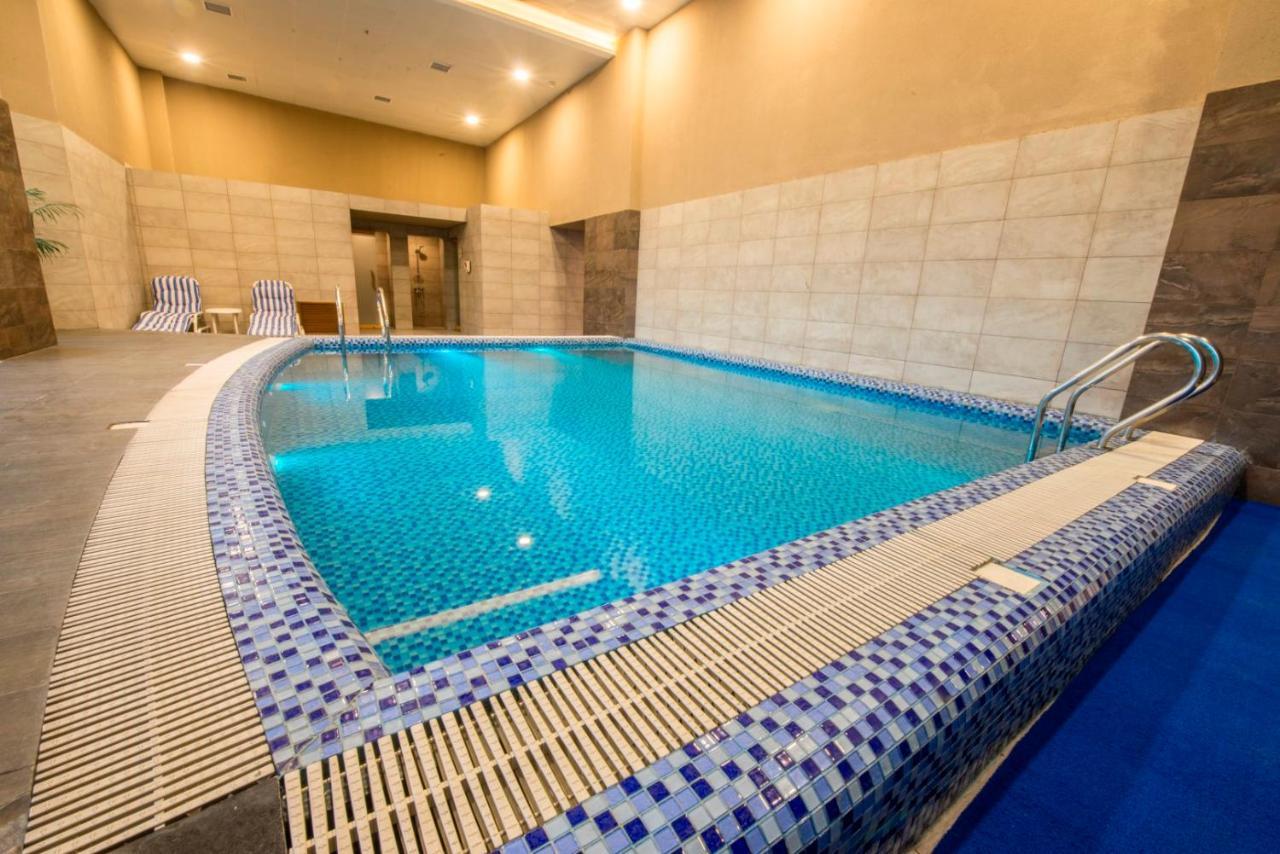 Centaurus Hotel Suites Islamabad Exterior photo