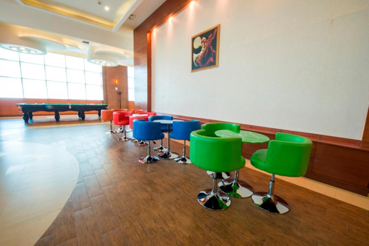 Centaurus Hotel Suites Islamabad Exterior photo