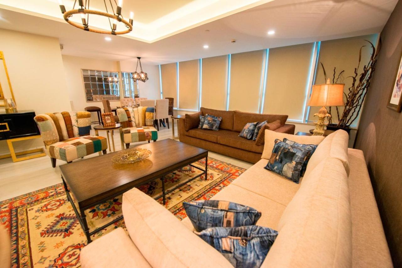 Centaurus Hotel Suites Islamabad Exterior photo
